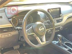 نيسان ألتيما